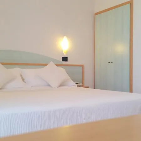 Hotel Delfino 3*
