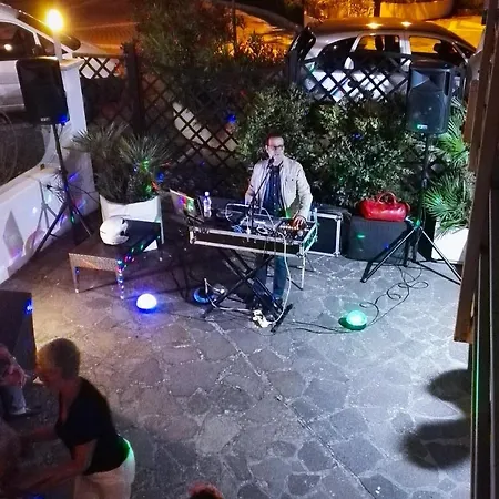 Delfino 3*